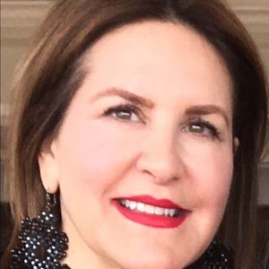 Meet your Posher, Deborah